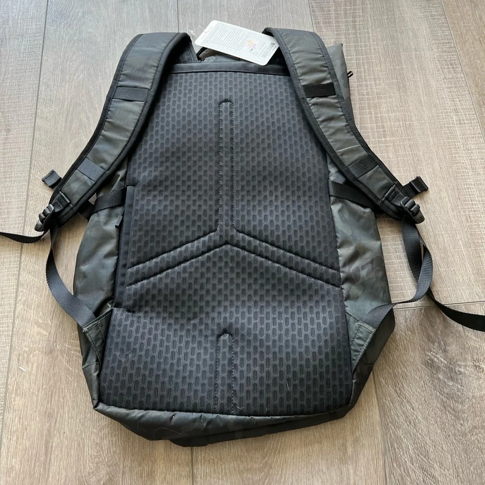 Lululemon Not Lost Backpack in Woodland Camo Green/Black